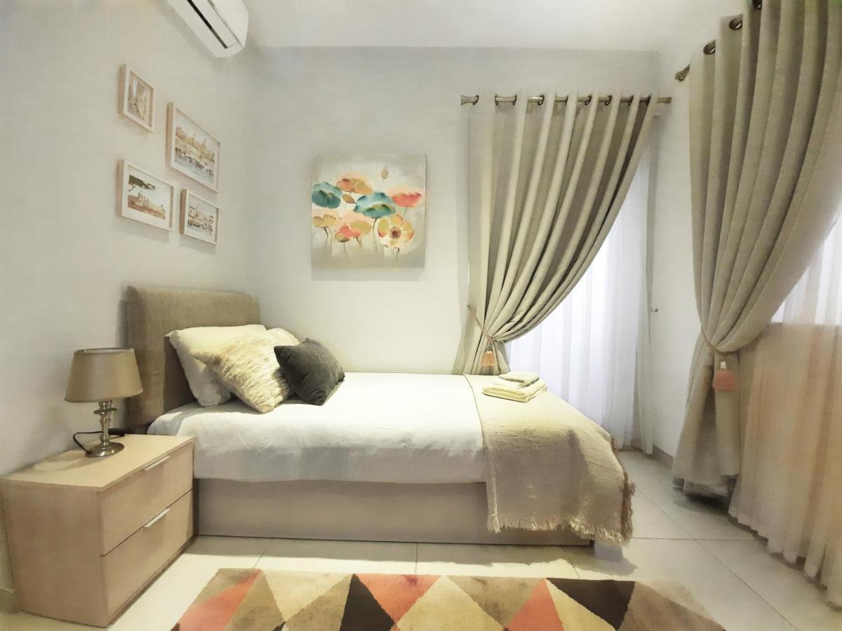 Cozy Rooms - Great Bus Connections - Free Parking Mosta Buitenkant foto