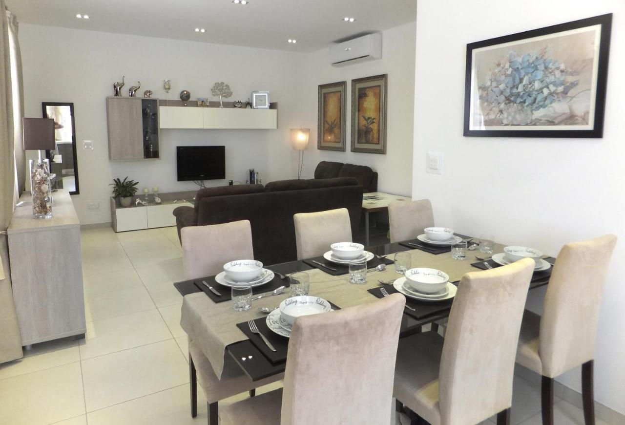 Cozy Rooms - Great Bus Connections - Free Parking Mosta Buitenkant foto