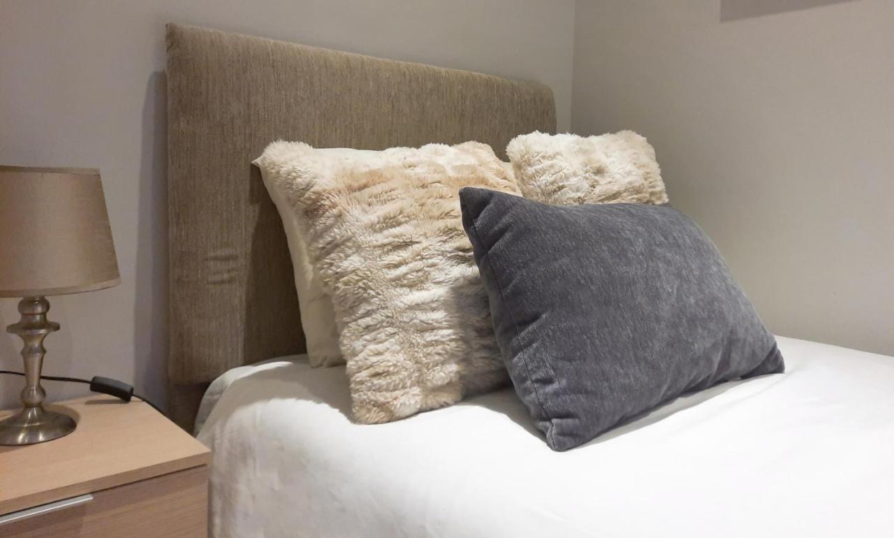 Cozy Rooms - Great Bus Connections - Free Parking Mosta Buitenkant foto